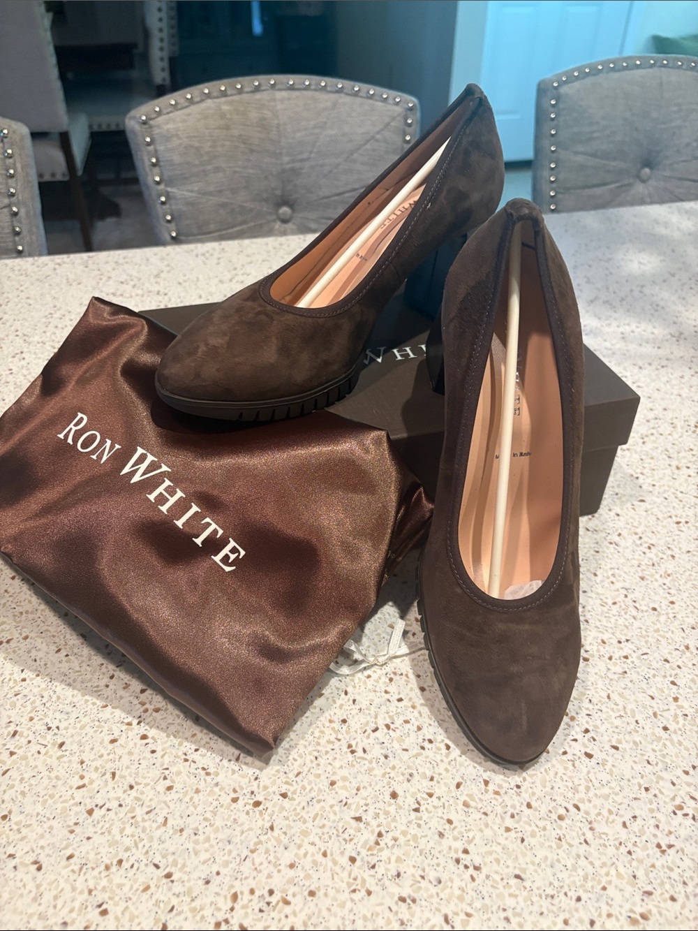 Ron White Brown Suede Mid Heel Made In Italy Pump Satin Dust Bag 10 US 41 Euro